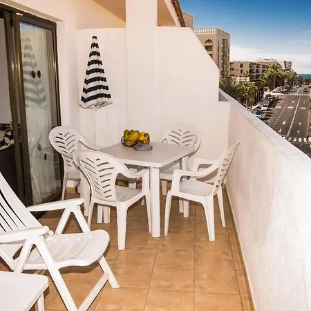 1 Bedroom In Parque Cattleya, Playa De Las Americas Lejlighed
