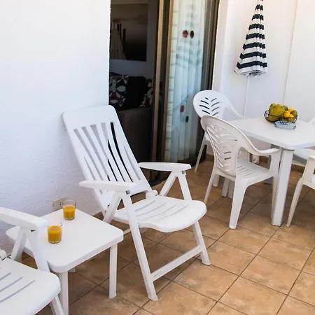 1 Bedroom In Parque Cattleya, Playa De Las Americas Appartement *